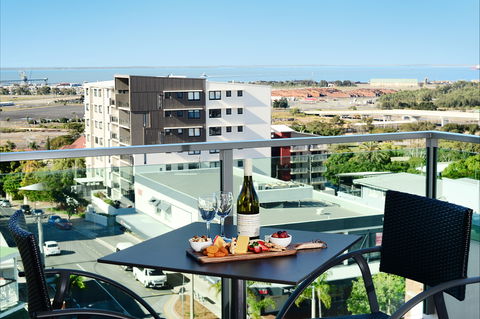 Oaks Gladstone Grand Hotel - South Australia Travel 0