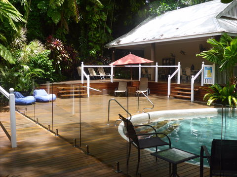 Palm Cove Tropic Apartments - South Australia Travel 0