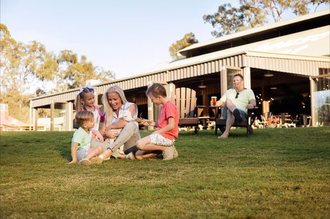 Paradise Country Farmstay - South Australia Travel 0