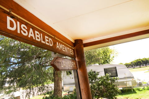 Quirindi Caravan Park - South Australia Travel 1