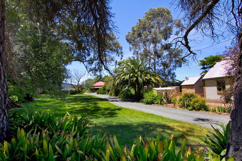 Tanunda Cottages - South Australia Travel 1