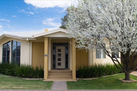 Tindarra Resort - South Australia Travel 1