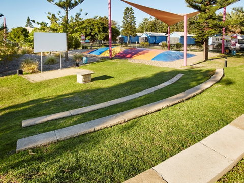 Toowoon Bay Holiday Park - South Australia Travel 0