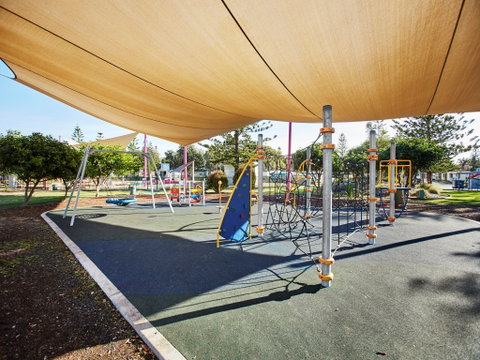 Toowoon Bay Holiday Park - South Australia Travel 2