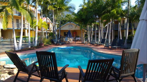 At Beach Court Holiday Villas - South Australia Travel 0