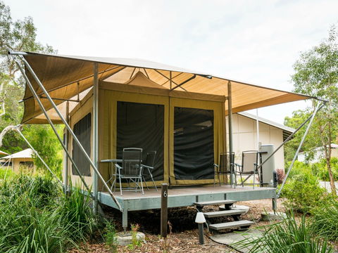 Castaways Moreton Island - South Australia Travel 2