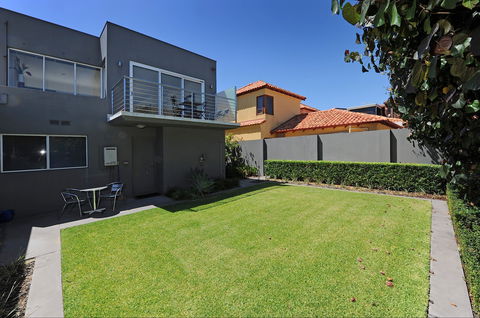 Cottesloe Beach House II - South Australia Travel 2