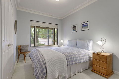 Cottage Retreat/Shady Cottage - South Australia Travel 1