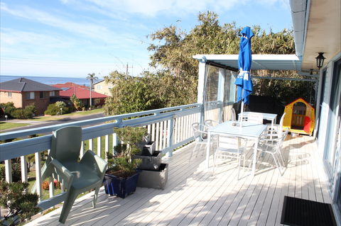 Golf At Glasshouse Rocks - South Australia Travel 2