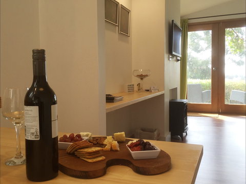 Jonathan Art Centre - Jarramarrumba House - South Australia Travel 2