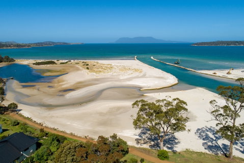 Lyenna - South Australia Travel 1