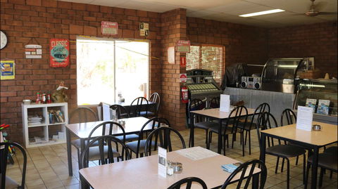 Mataranka Roadhouse And Cabins - South Australia Travel 0
