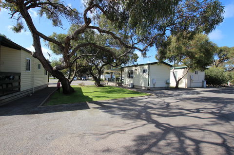 Minlaton Caravan Park - South Australia Travel 2