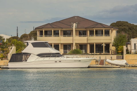 Monterey Waters 27A - South Australia Travel 1