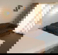 Port Aloha Motel - South Australia Travel