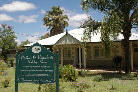 Renmark Holiday Home Willows & Waterbirds - South Australia Travel 0