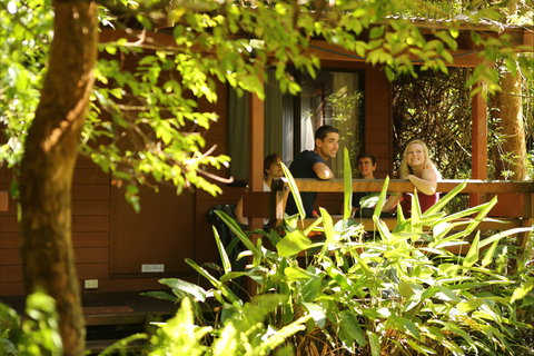 Samurai Beach Bungalows Port Stephens YHA - South Australia Travel 2
