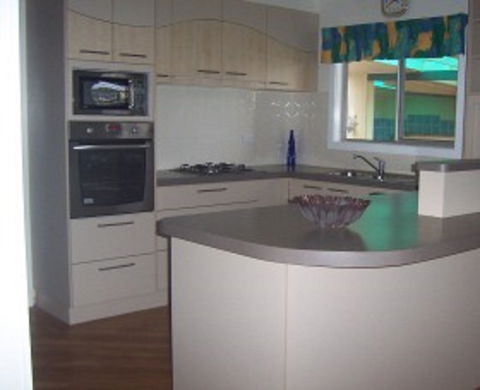 Shoesmiths Holiday Cottage - South Australia Travel 0