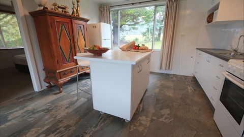 Sisters Beach House - South Australia Travel 1