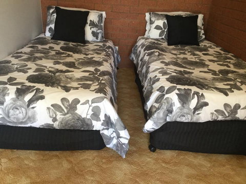 Star Hotel Accommodation - South Australia Travel 1