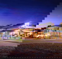 Standpipe Golf Motor Inn - South Australia Travel