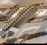 Taranaki Beach Unit - South Australia Travel