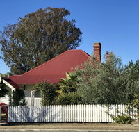 Tenterfield Luxury Historic Cottage - South Australia Travel