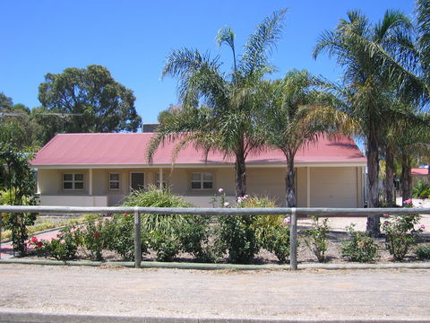 The Palms - House Only - South Australia Travel 0