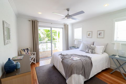 The Lakehouse At Raffetys Resort - South Australia Travel 1