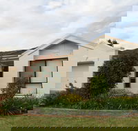 Waterfront Getaway in Sussex