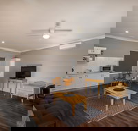 Akuna Motor Inn - South Australia Travel