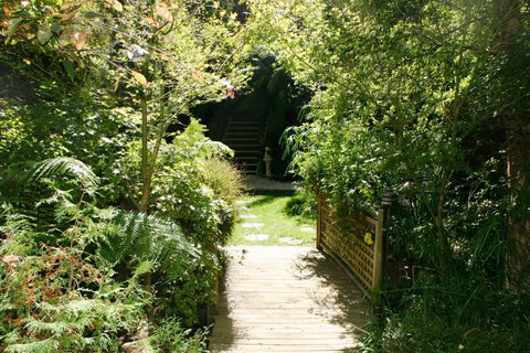 Aldgate Lodge Bed & Breakfast - South Australia Travel 2