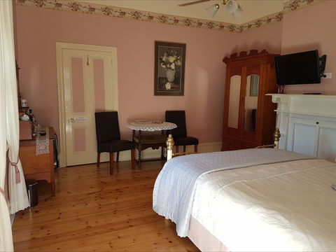 Angas Plains Wines Suites - South Australia Travel 0