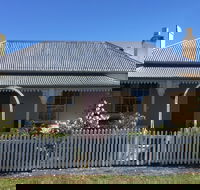 Bellamona - Cosy Georgian Cottage - South Australia Travel