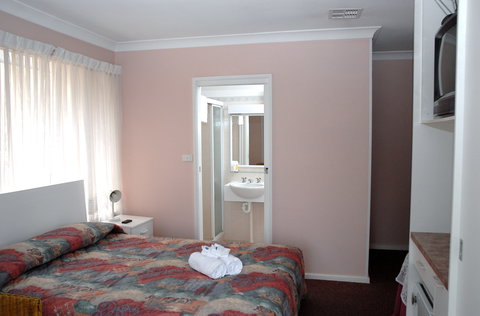 Blue And White Lodge - South Australia Travel 1