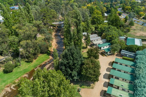 Bright Riverside Holiday Park - South Australia Travel 0