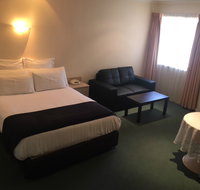 Charles Rasp Motor Inn - South Australia Travel