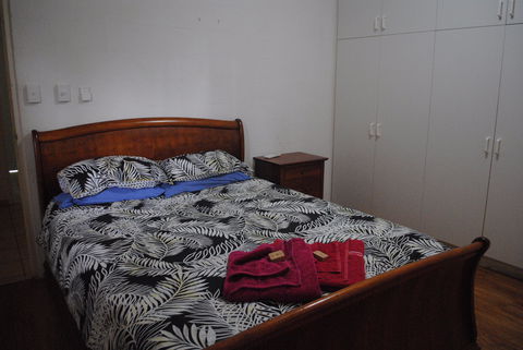 East Arnhem Real Estate - 6B Isal - South Australia Travel 0