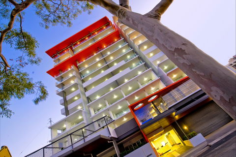 Edge Apartment Hotel - South Australia Travel 1