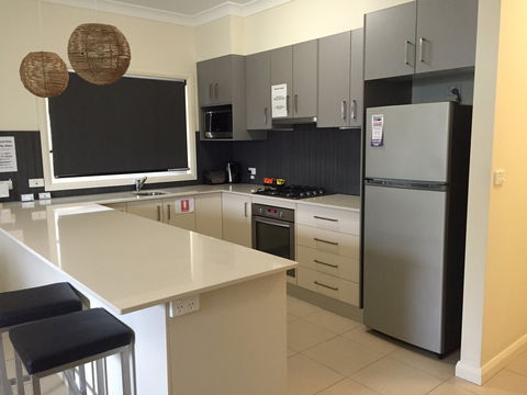 Gunnedah Serviced Apartments - South Australia Travel 1