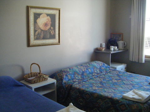 Imperial Hotel Cowra - South Australia Travel 1
