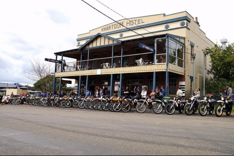 Kitchener Hotel - South Australia Travel 0