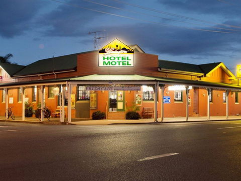 Lamington Hotel Motel - South Australia Travel 0