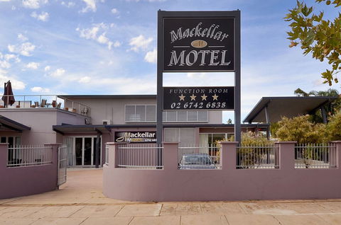 Mackellar Motel - South Australia Travel 0