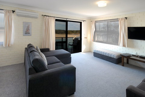 Marcel Towers Holiday Apartments - South Australia Travel 2