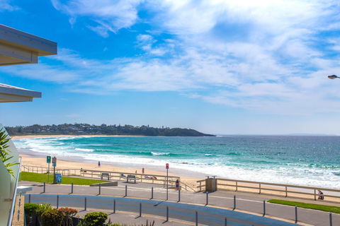 Mariners 6 - South Australia Travel 0