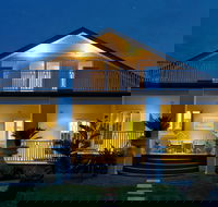 Plantation House at Whitecliffs - South Australia Travel