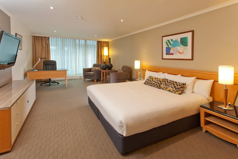 Radisson Hotel And Suites Sydney - South Australia Travel 1