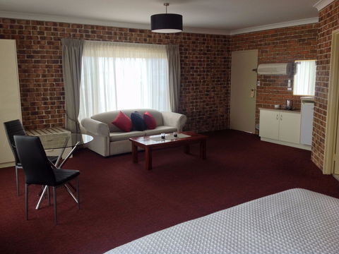 Richmond Motor Inn - South Australia Travel 0