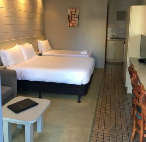 Sandbar Motel Lakes Entrance - South Australia Travel 2